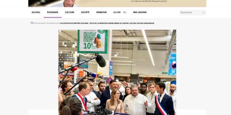 Pas une blague : le député élu à Rueil et l&rsquo;adjoint au commerce arborent l&rsquo;écharpe tricolore… pour une visite au supermarché