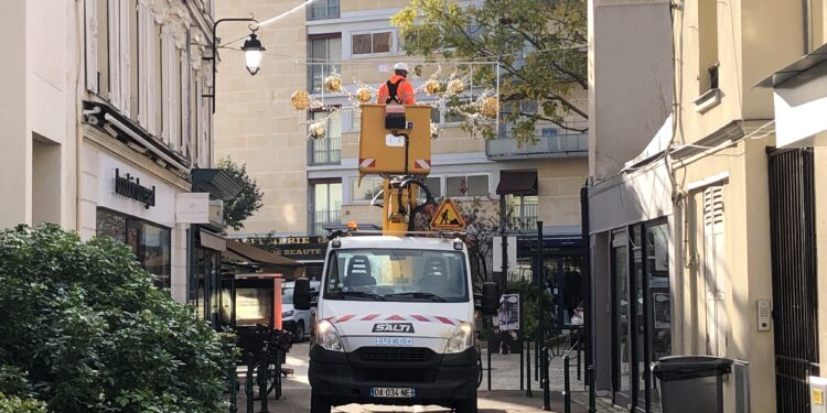 Dépenses : Illuminations de Noël maintenues malgré l&rsquo;endettement colossal et l&rsquo;augmentation de tous les services publics