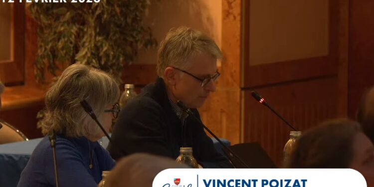 Opposition : « Globalement, on a eu une assez grande liberté de parole au sein de ce conseil municipal », a indiqué un élu de l’opposition après avoir bataillé 20 secondes pour pouvoir prendre la parole